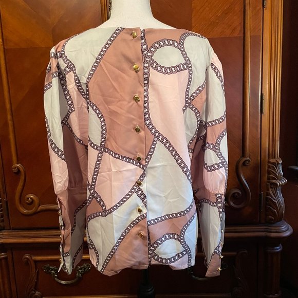 Chain Patterned Top - Picture 3 of 3